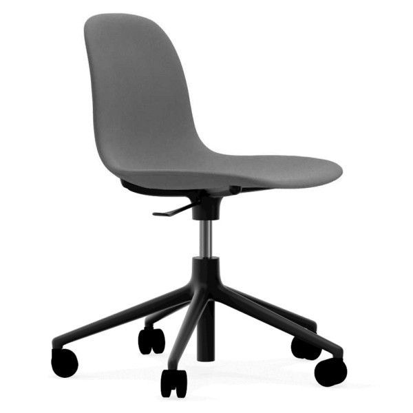Normann Copenhagen Form Chair bureaustoel met zwart Normann Copenhagen Form Chair bureaustoel met wit onderstel
